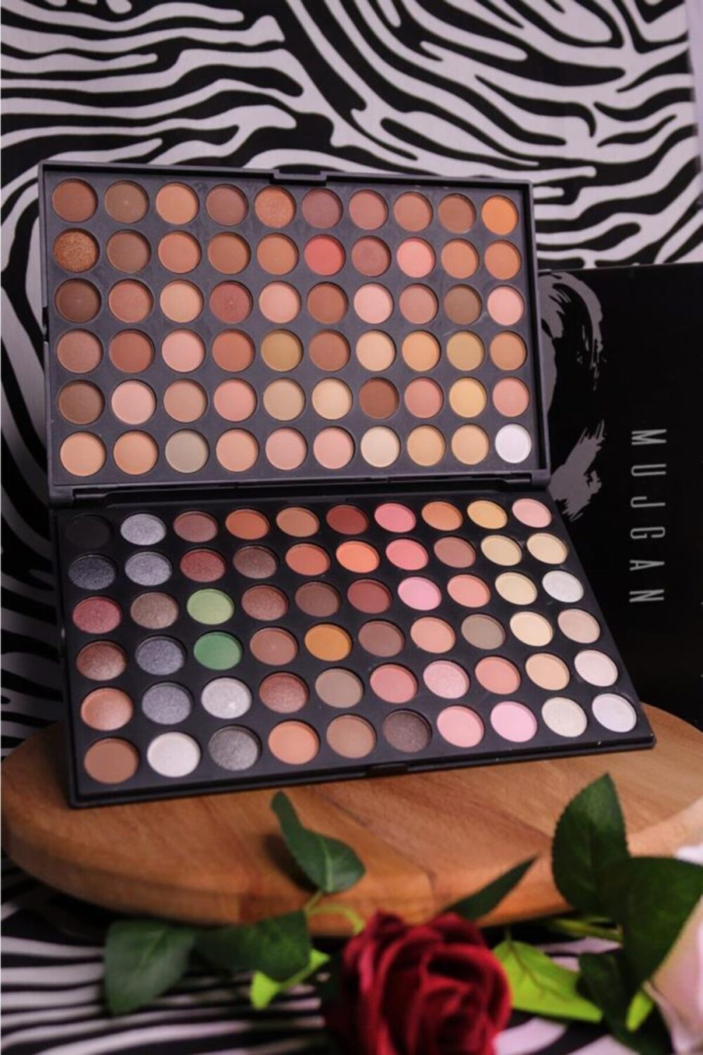 Lolida, فروش